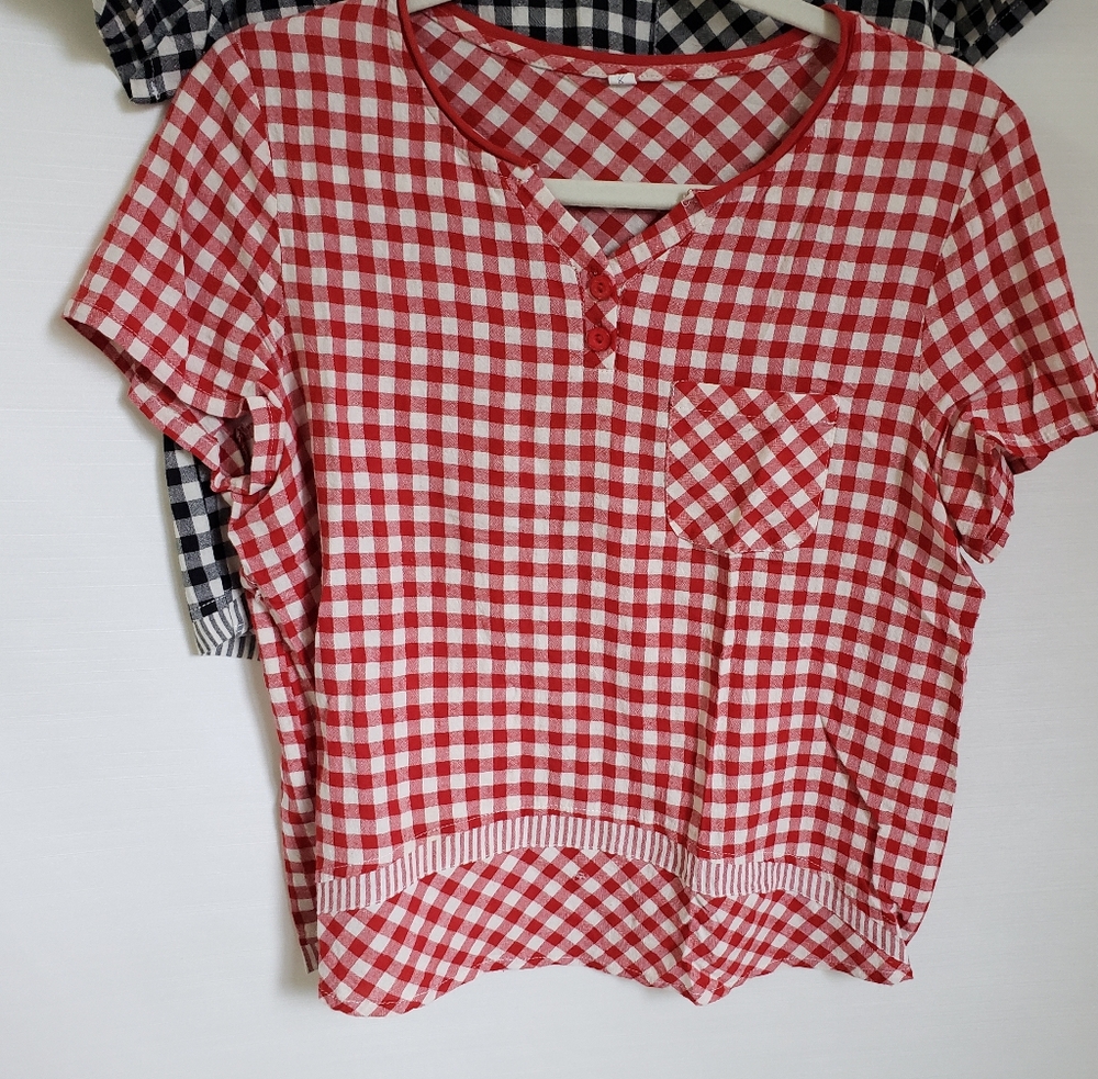 Rare VTG. Gingham Short Sleeve Summer Tops - Red & Black medium Womens - Picture 2 of 7